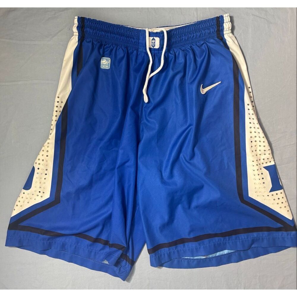 EUC MENS L NIKE DUKE BLUE DEVILS TEAM ISSUED BASKETBALL SHORTS USA MADE FLAWS